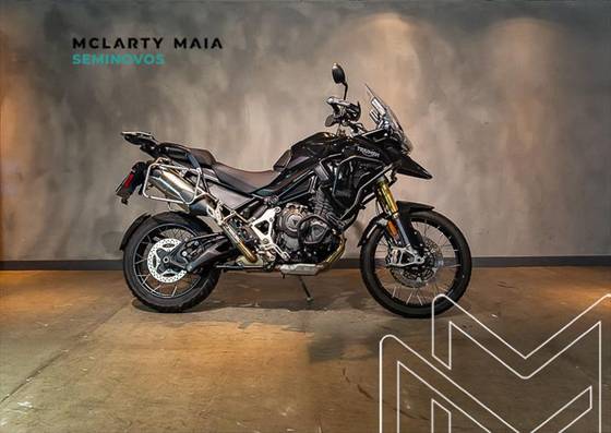 TRIUMPH TIGER 1200 BLACK EDITION 